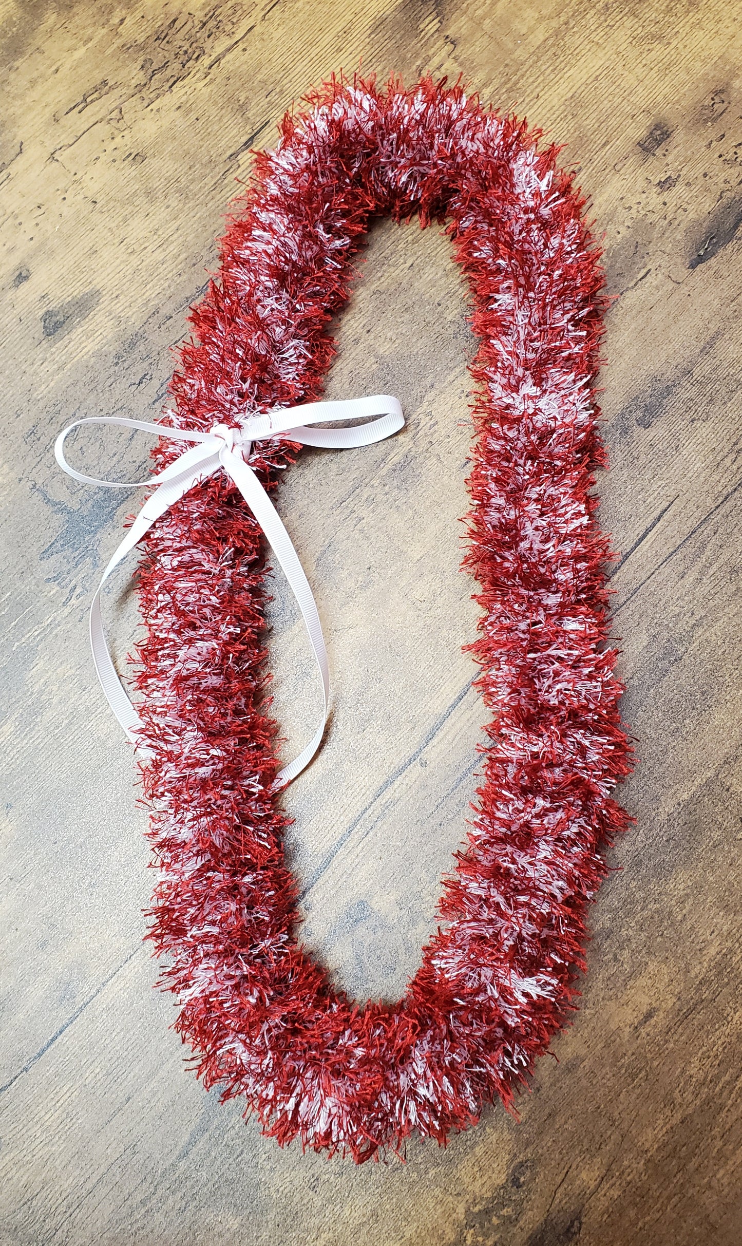 Eyelash Yarn Lei